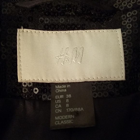 Sparkle the night away black blazer - Picture 6 of 6